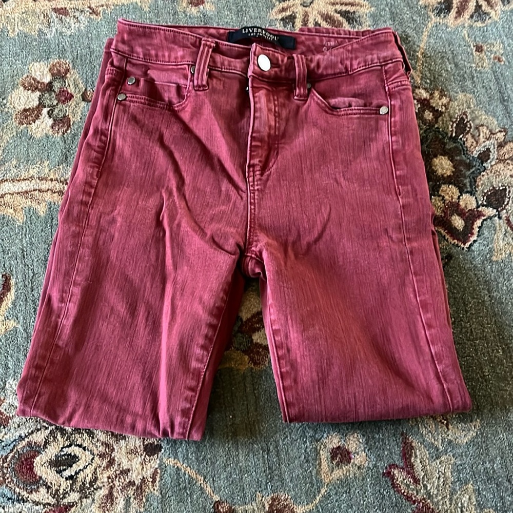 Red denim wash jeans